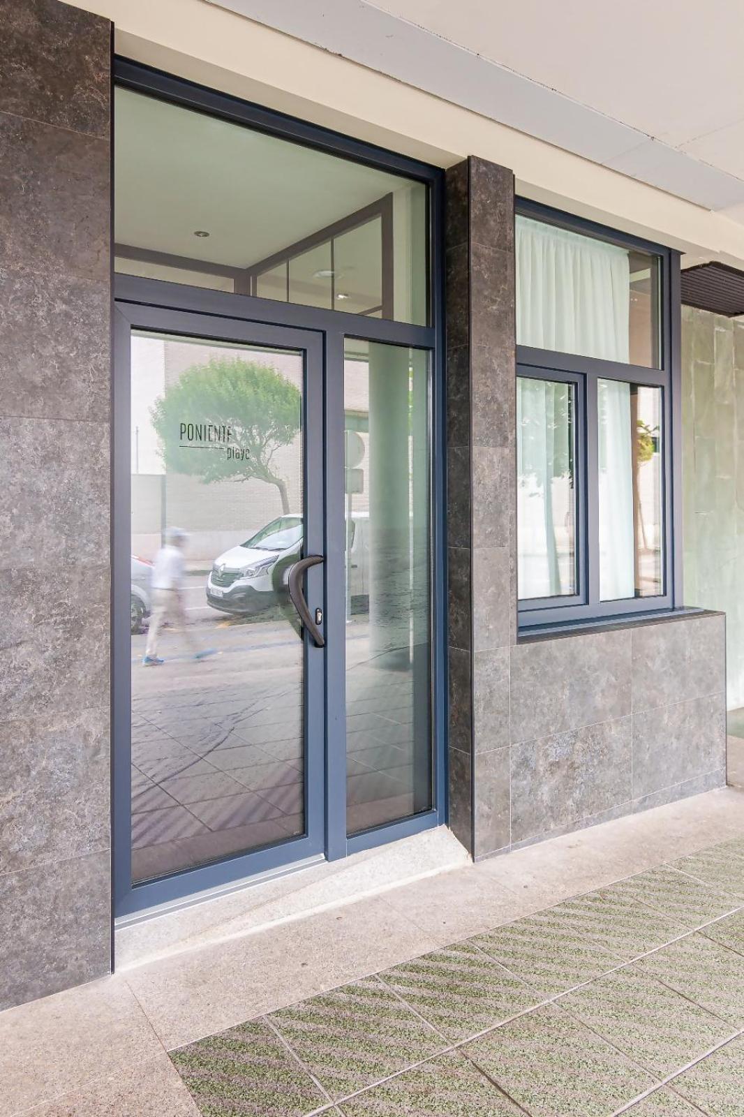 Ferienwohnung Av Gijon Poniente Playa Exterior foto