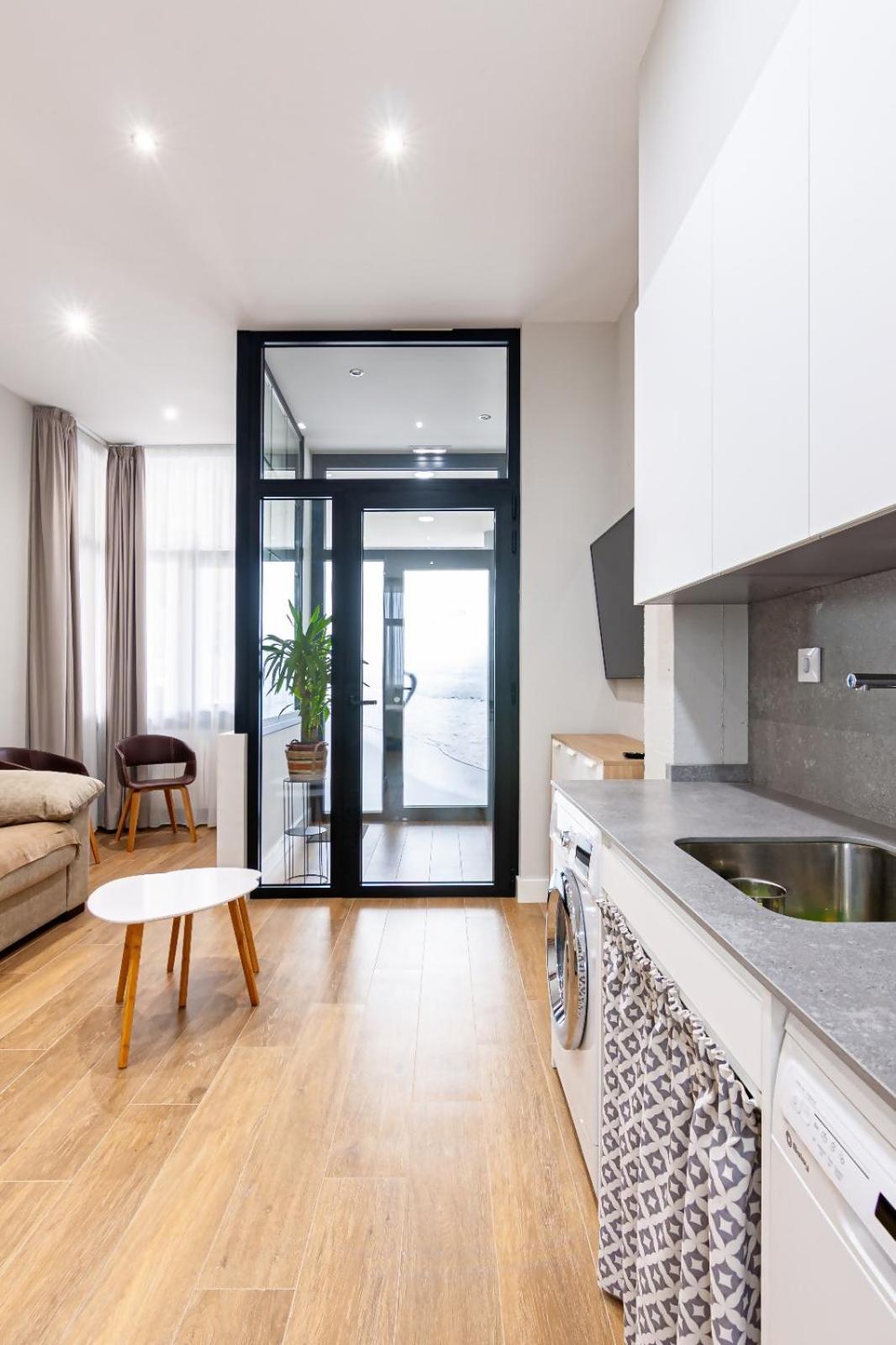 Ferienwohnung Av Gijon Poniente Playa Exterior foto