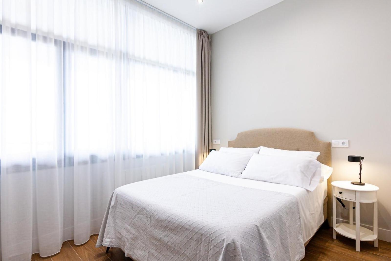 Ferienwohnung Av Gijon Poniente Playa Exterior foto